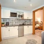 Pod Tatrzanskim Niebem * Zakopane