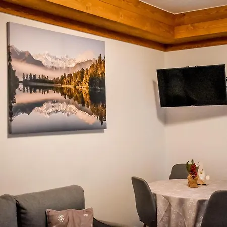 Pod Tatrzanskim Niebem 公寓