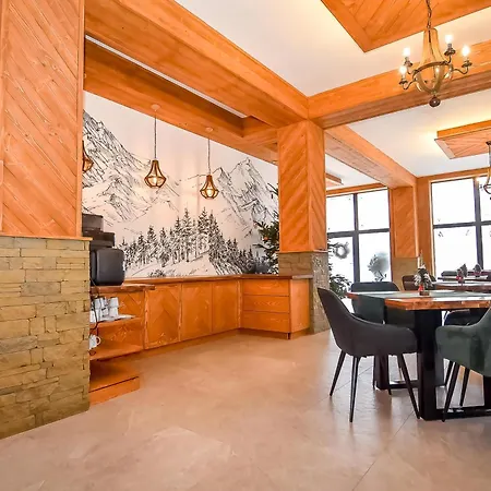 Pod Tatrzanskim Niebem * Zakopane